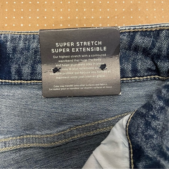 GAP Women's Skinny Jeans in Distressed Blue - Picture 9 of 11